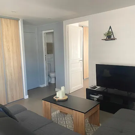 Lejlighed Grand T2 Centre-Ville, Calme, Lumineux Et Spacieux, 1 Chambre, 1 A 5 Pers, Climatisation, Wifi, Parking Libre Et Gratuit