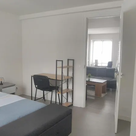 Lejlighed Grand T2 Centre-Ville, Calme, Lumineux Et Spacieux, 1 Chambre, 1 A 5 Pers, Climatisation, Wifi, Parking Libre Et Gratuit Lorient